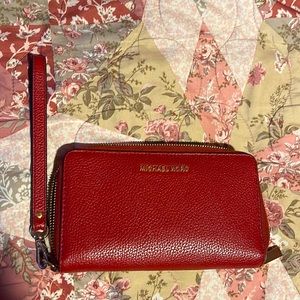 MICHAEL KORS LARGE MULTIFUNCTIONAL WALLET